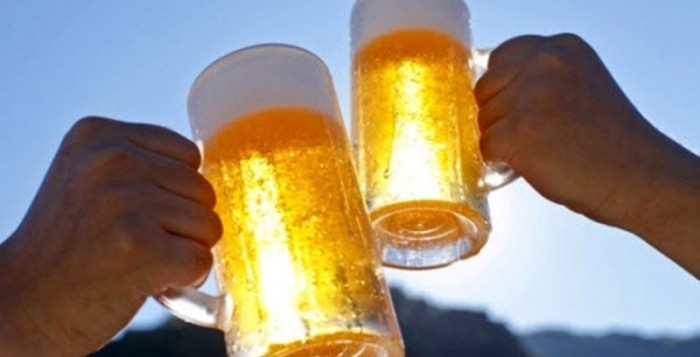Φόρος μπύρας υπέρ των Δήμων για... ανακύκλωση