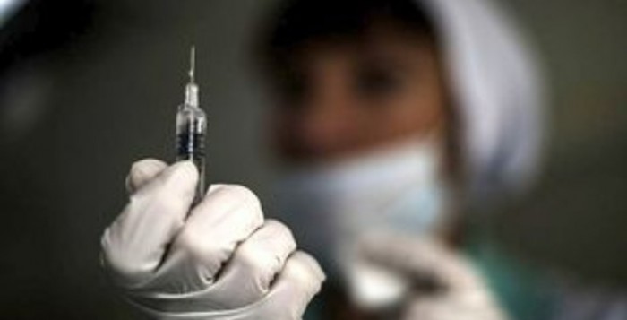 Ποιοι θα εμβολιασθούν κατά προτεραιότητα; Η συζήτηση στις ΗΠΑ για την εκστρατεία εμβολιασμού