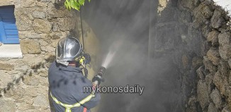 Μύκονος: Φωτιά σε ημιυπόγεια κατοικία - Έγκαιρη επέμβαση της Πυροσβεστικής