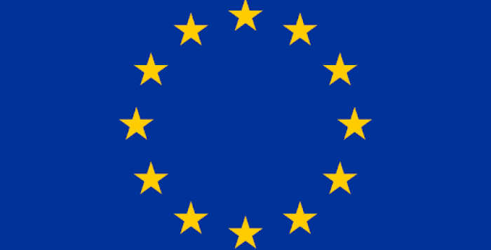 To ΕΚ πιέζει για ταχεία έγκριση του ελάχιστου συντελεστή φορολογίας