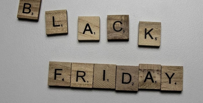 Πόσο ενίσχυσε η Black Friday τις πωλήσεις σε online super market και φαρμακεία