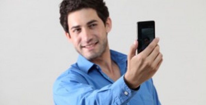 Το ποστάρισμα των selfies, μία σύγχρονη on line διαταραχή