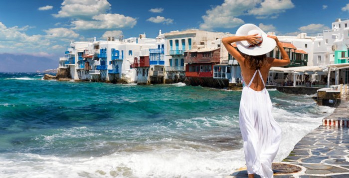 IΝΣΕΤΕ: Πάνω από 50% των ταξιδιωτικών εισπράξεων στην Ελλάδα από 6 αγορές 