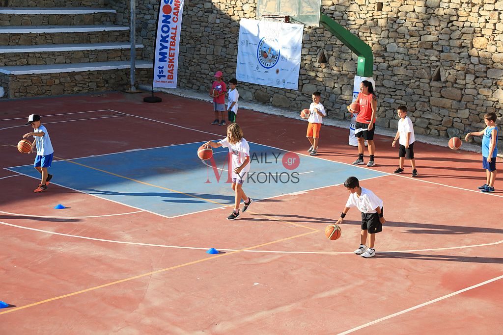 Πλάνα από την πρώτη μέρα στο «1ο Mykonos Basketball Camp»