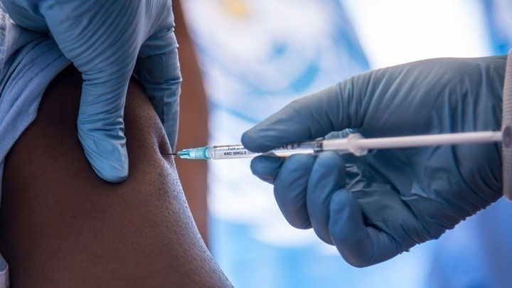 Εμβολιασμοί : Ξεκινούν στις 12 Φεβρουαρίου για τους 60-64 ετών – Με το εμβόλιο της AstraZeneca