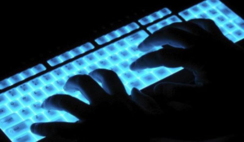 Συναγερμός για νέο ιό: Χάκερ κλειδώνουν υπολογιστές και απαιτούν λύτρα