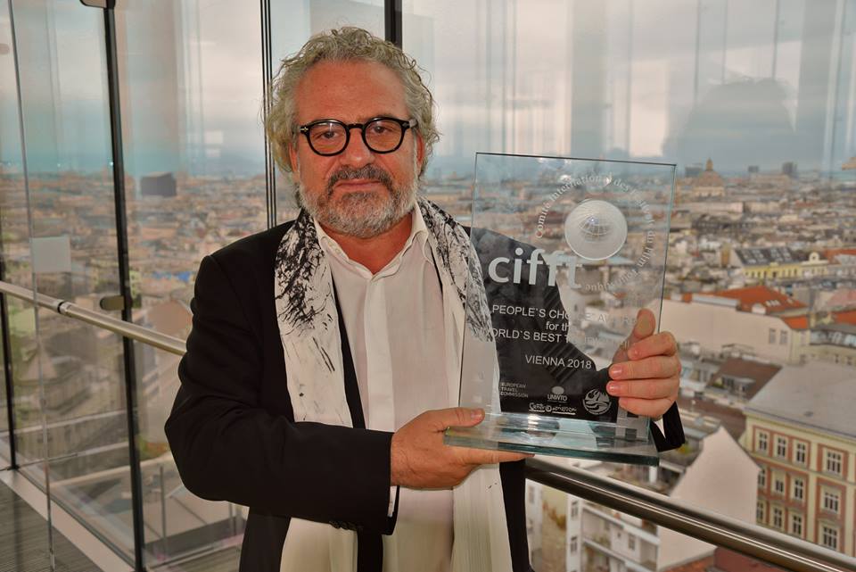Παγκόσμιο Βραβείο κοινού στην ταινία «Greece, a 365-day destination» σε σκηνοθεσία Αντώνη Κιούκα