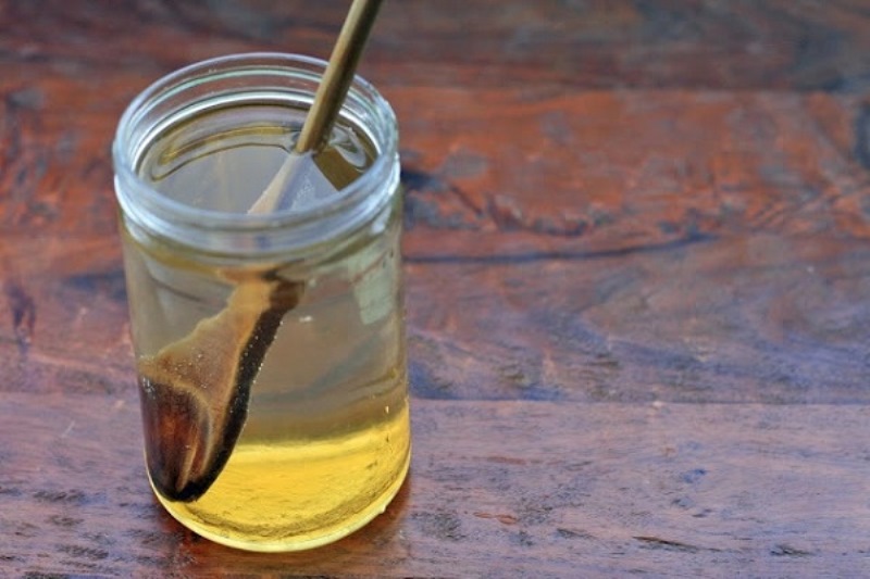 Γιατί να πίνεις νερό με μέλι με άδειο στομάχι